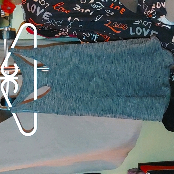 LULULEMON Grey tank top - Picture 1 of 4